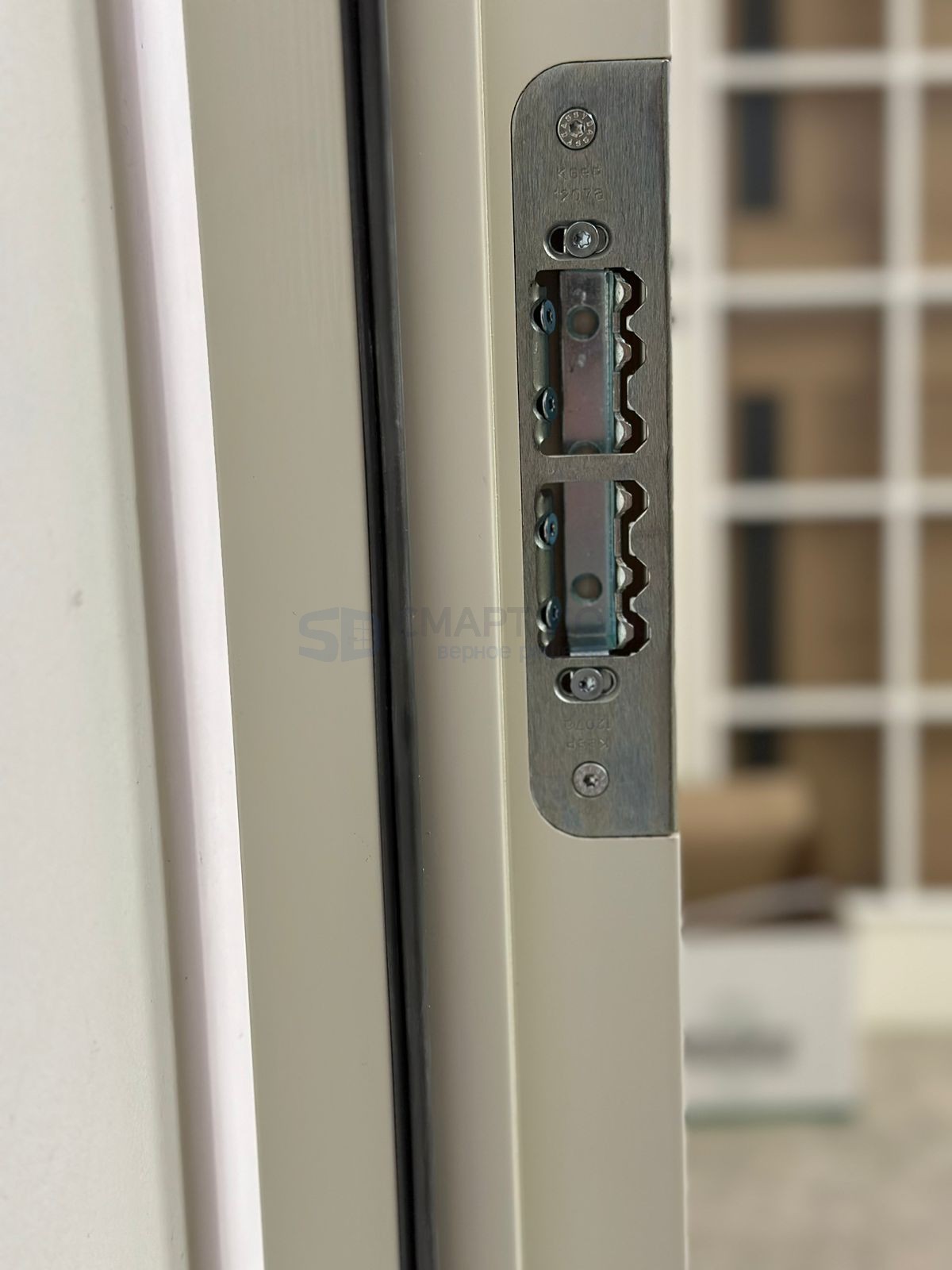 Теплая финская входная дверь SWEDOOR by Jeld-Wen Function F1848 W71 белая